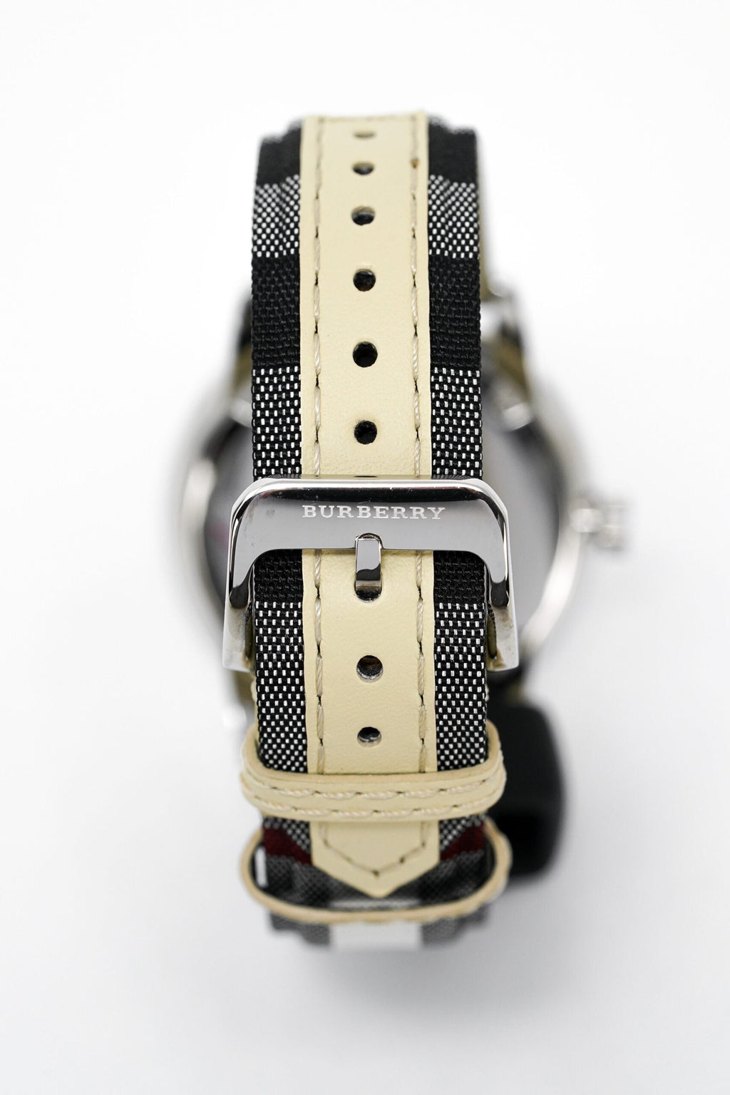 Burberry Mens Watch The Classic Horseferry Silver Bu10002 -korean beauty