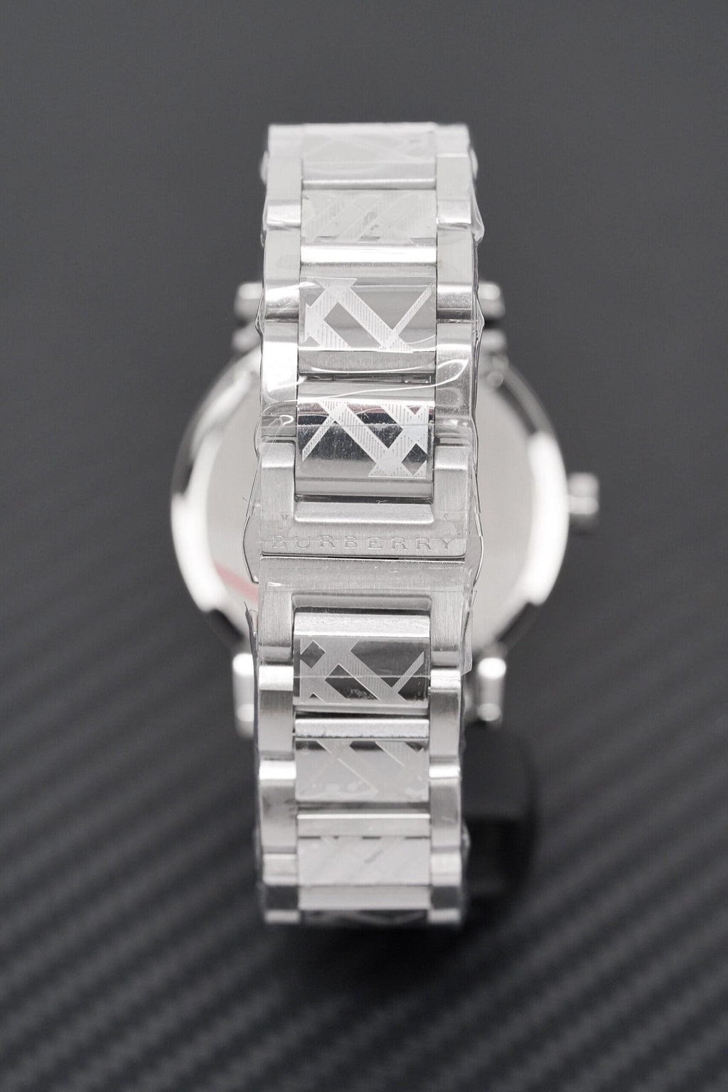 Burberry Mens Watch The City Engraved Checked Steel Bu9037 -korean beauty