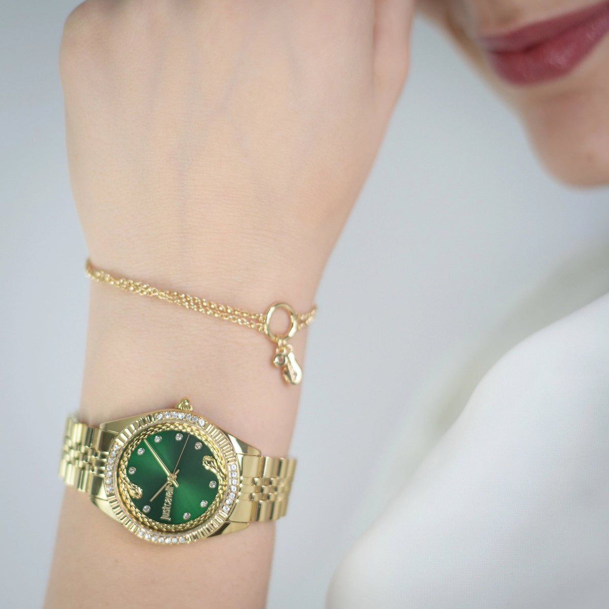 Just Cavalli Vittoria Glam Yellow Gold Green -korean beauty