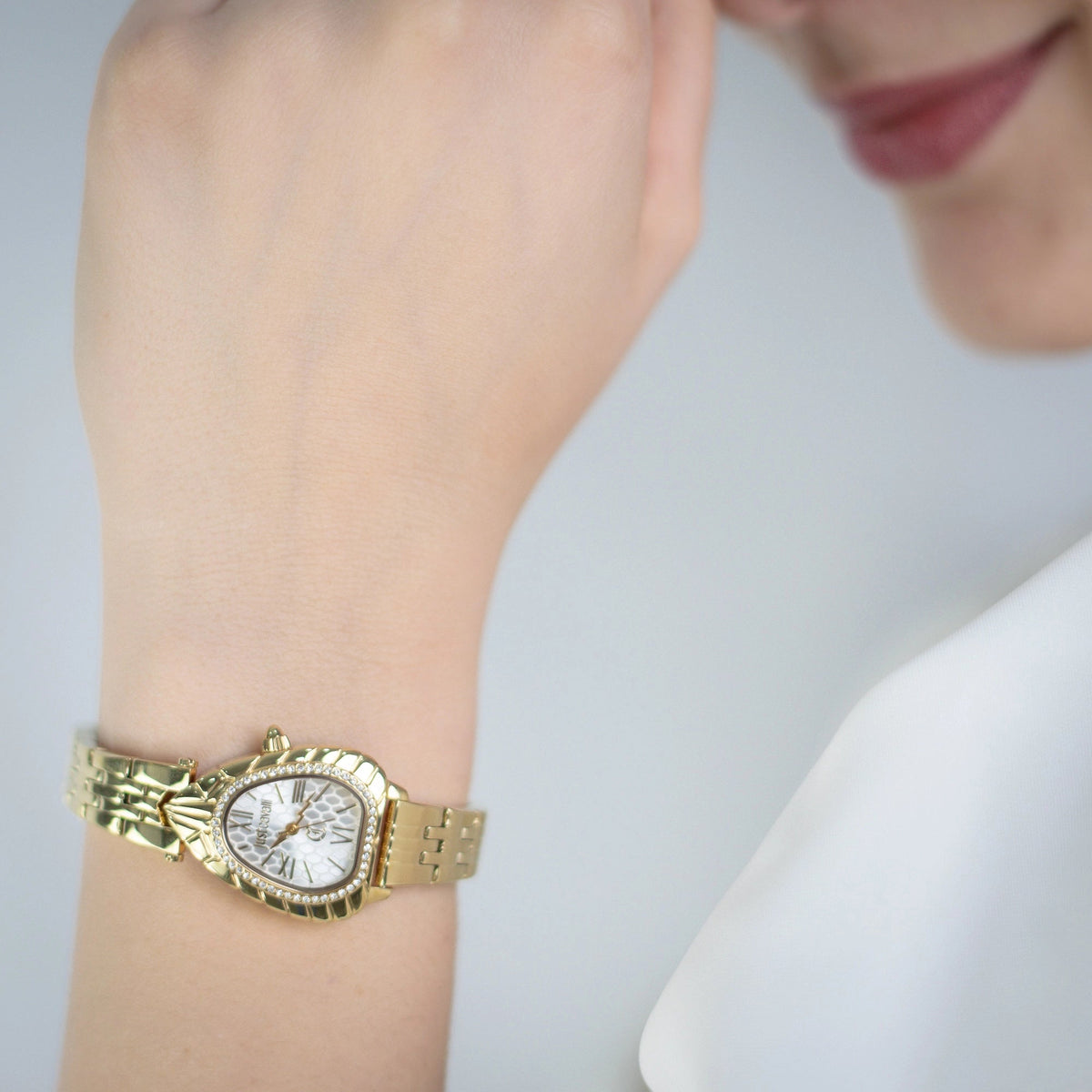 Just Cavalli Perla Yellow Gold Silver -korean beauty