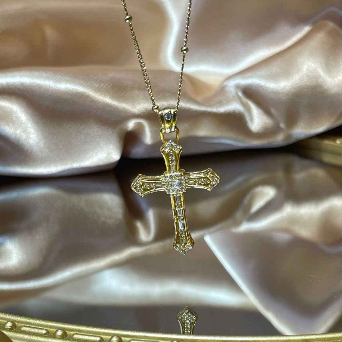 18K Gold-Plated Cross Pendant Necklace
