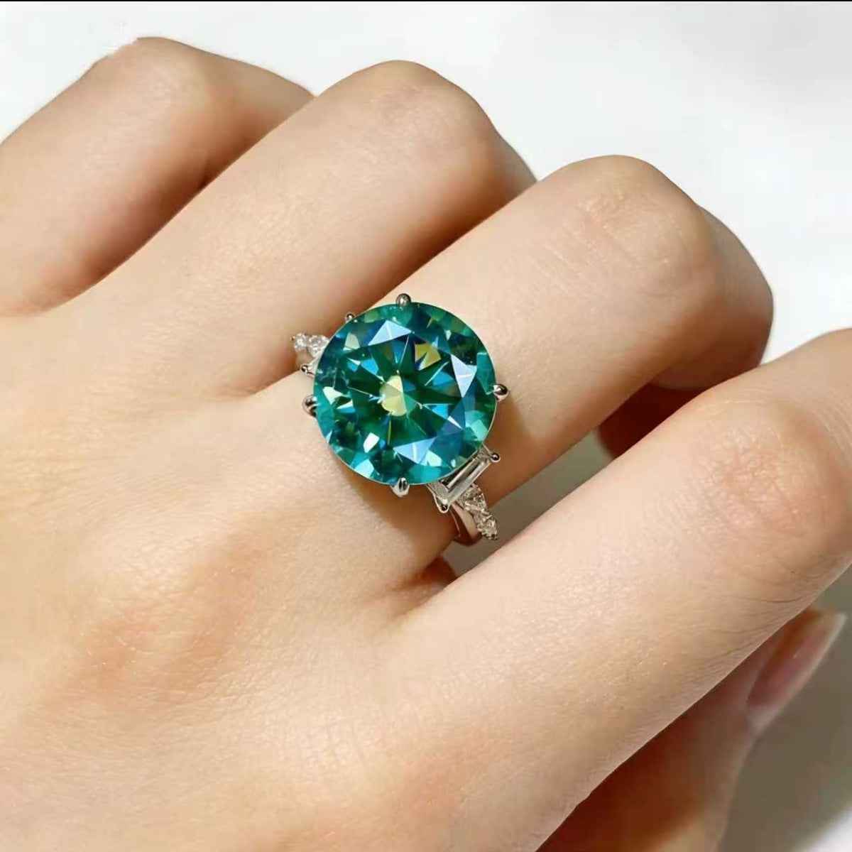 8 Carat Moissanite 925 Sterling Silver Ring